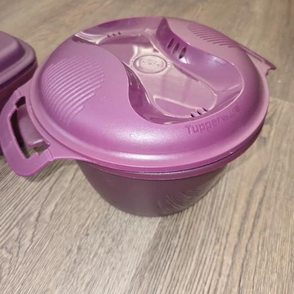 Purple Tupperware Steamer - Picture 2 of 3